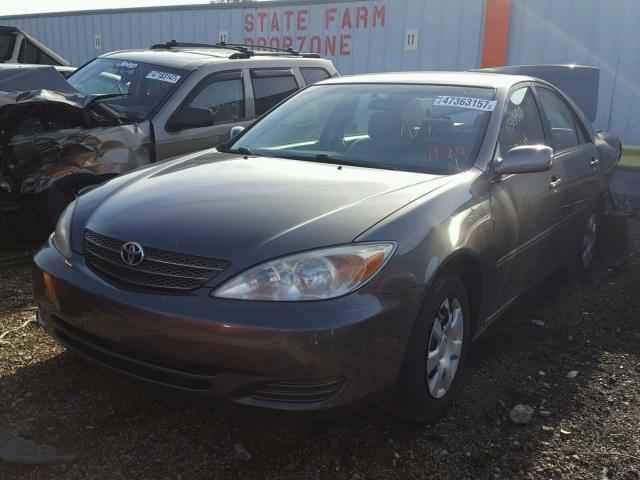 4T1BE32K73U688534 - 2003 TOYOTA CAMRY LE GRAY photo 2