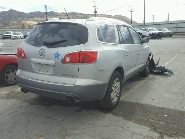 5GAEV13718J210331 - 2008 BUICK ENCLAVE CX SILVER photo 4