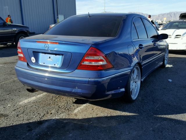 WDBRF40J95F598632 - 2005 MERCEDES-BENZ C 230K SPO BLUE photo 4