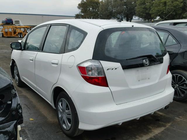 JHMGE8H38BC023801 - 2011 HONDA FIT WHITE photo 3