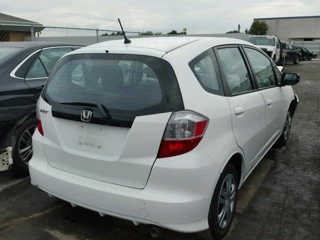 JHMGE8H38BC023801 - 2011 HONDA FIT WHITE photo 4