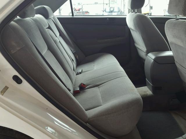 4T1BE32K52U010119 - 2002 TOYOTA CAMRY LE 白色 照片 6