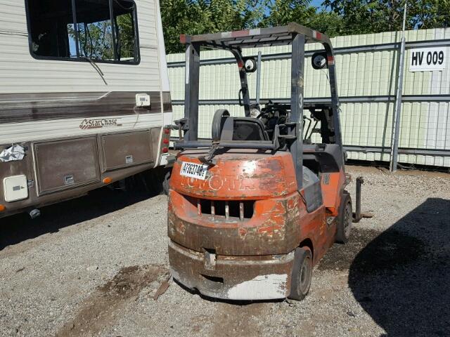 7FGCU2576218 - 2002 TOYOTA FORKLIFT ORANGE photo 4