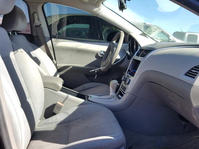 1G1ZB5E13BF269943 - 2011 CHEVROLET MALIBU LS შავი ფოტო 5