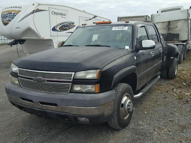 1GCJC33D46F208870 - 2006 CHEVROLET SILVERADO BLACK photo 2