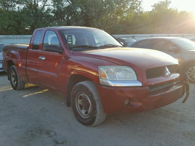 1Z7HC22K17S109042 - 2007 MITSUBISHI RAIDER LS RED photo 1