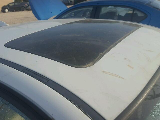 WBAPH7C53BE461025 - 2011 BMW 328 I WHITE photo 9