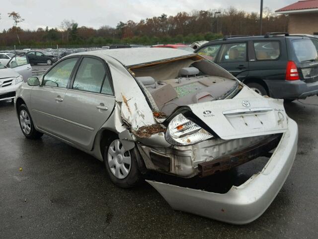 4T1BE32K34U271705 - 2004 TOYOTA CAMRY LE ვერცხლისფერი ფოტო 3