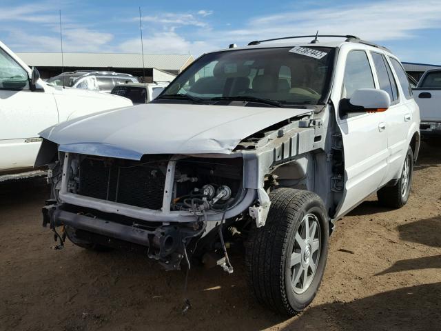 5GADT13SX42423031 - 2004 BUICK RAINIER CX WHITE photo 2