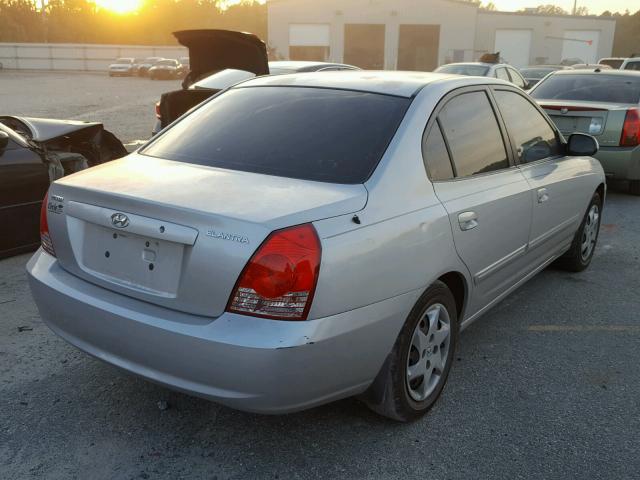 KMHDN46D25U988818 - 2005 HYUNDAI ELANTRA GL SILVER photo 4