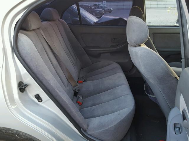 KMHDN46D25U988818 - 2005 HYUNDAI ELANTRA GL SILVER photo 6