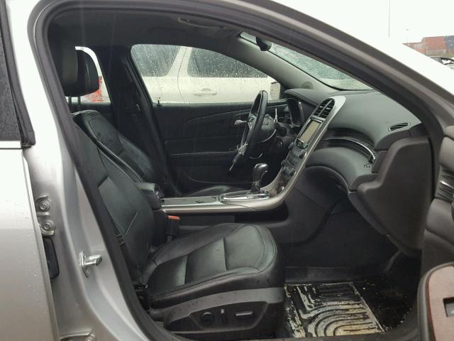 1G11H5SA2DF297106 - 2013 CHEVROLET MALIBU LTZ 银色 照片 5