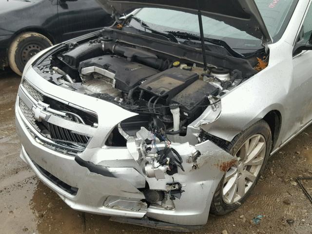 1G11H5SA2DF297106 - 2013 CHEVROLET MALIBU LTZ 银色 照片 9