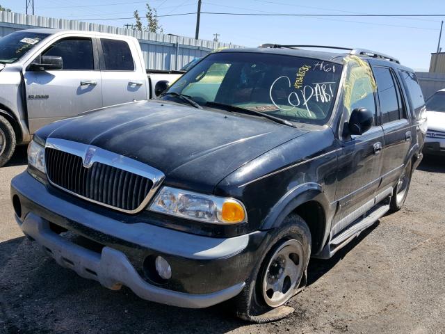 5LMRU27A5XLJ17161 - 1999 LINCOLN NAVIGATOR 黑色 照片 2