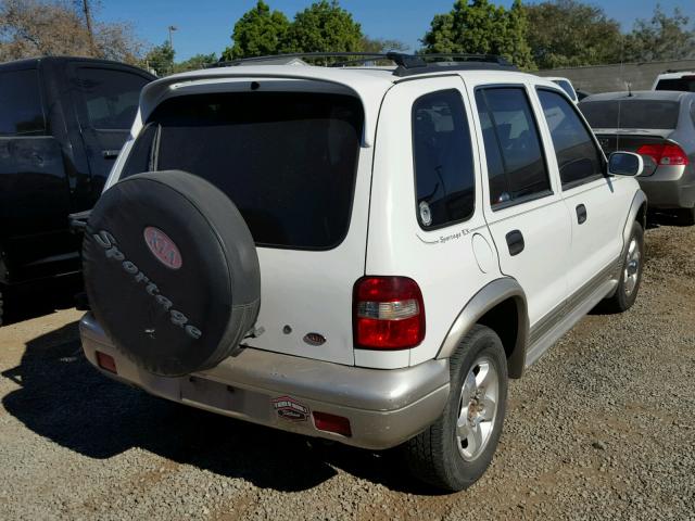 KNDJB7234Y5632349 - 2000 KIA SPORTAGE WHITE photo 4