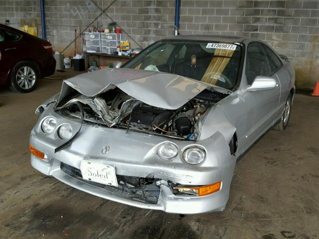 JH4DC4450YS000245 - 2000 ACURA INTEGRA LS SILVER photo 2