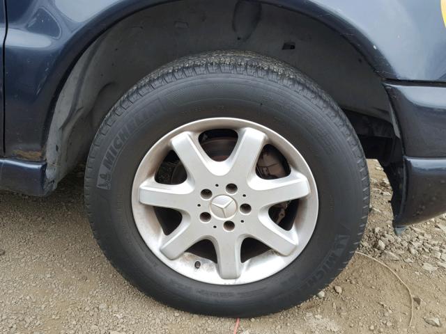 4JGAB72E8XA099120 - 1999 MERCEDES-BENZ ML 430 Blau Foto 9