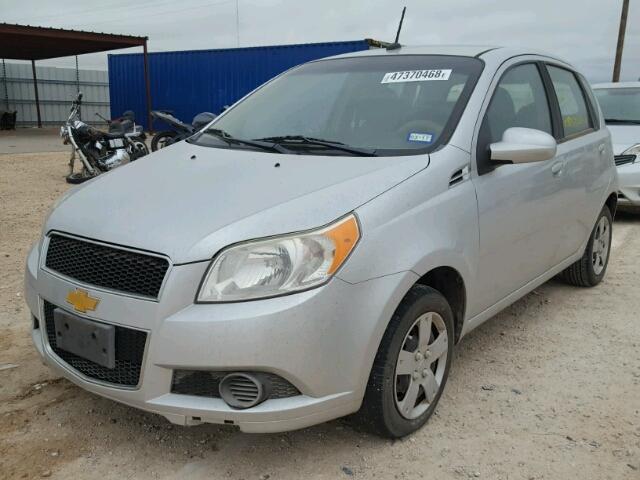 KL1TD6DE4BB189776 - 2011 CHEVROLET AVEO LS SILVER photo 2