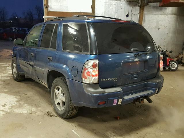 1GNDT13S652187078 - 2005 CHEVROLET TRAILBLAZE BLUE photo 3