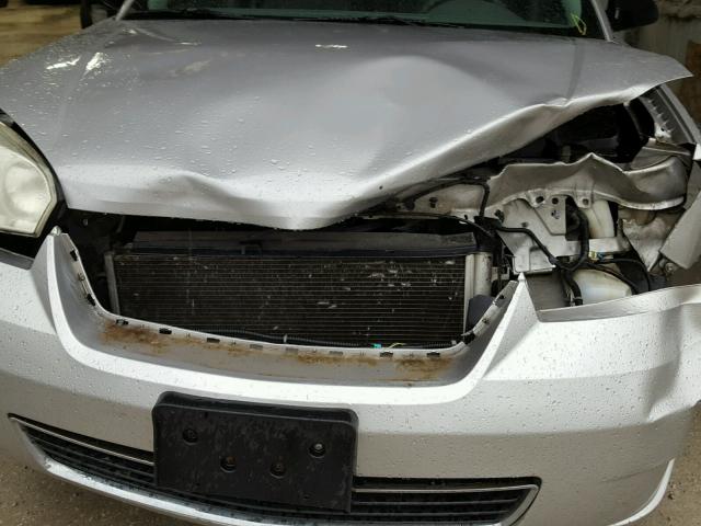 1G1ZS58F37F255409 - 2007 CHEVROLET MALIBU LS SILVER photo 10