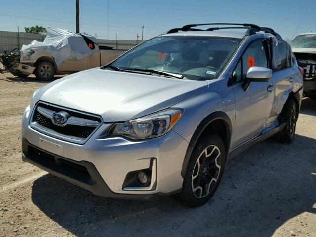 JF2GPADC2HH252187 - 2017 SUBARU CROSSTREK SILVER photo 2