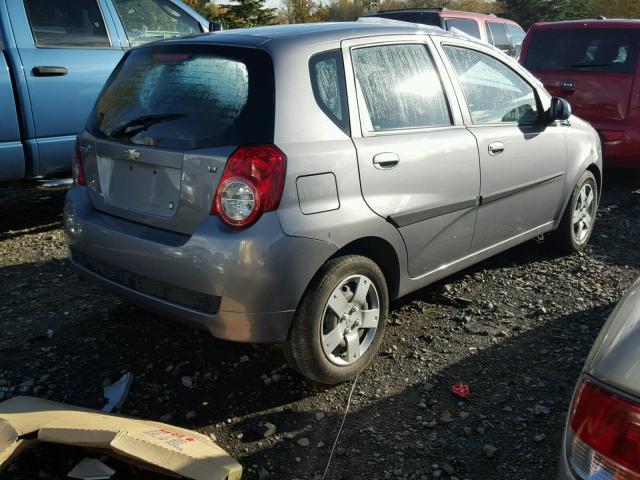 KL1TD6DE9AB133041 - 2010 CHEVROLET AVEO LS SILVER photo 4