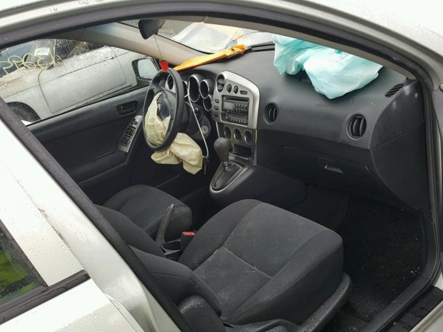 2T1KR32E23C064611 - 2003 TOYOTA MATRIX 银色 照片 5