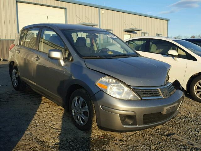 3N1BC13E58L364719 - 2008 NISSAN VERSA S GREEN photo 1