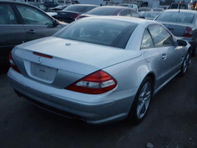 WDBSK71F67F133642 - 2007 MERCEDES-BENZ SL 550 SILVER photo 4