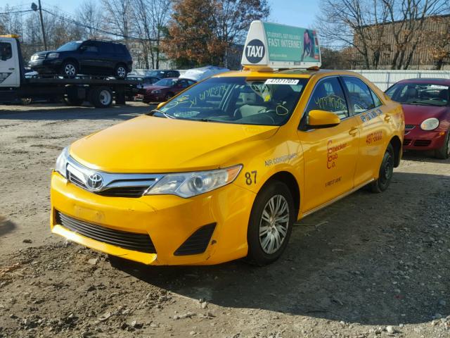 4T4BF1FKXCR201313 - 2012 TOYOTA CAMRY BASE YELLOW photo 2