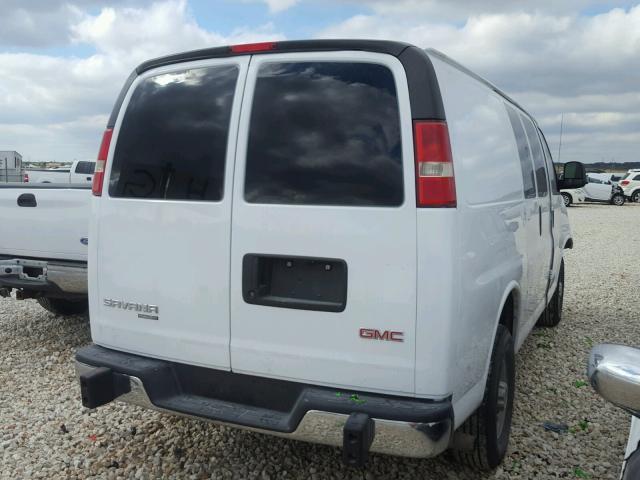 1GTW7FCF4F1901772 - 2015 GMC SAVANA G25 WHITE photo 4