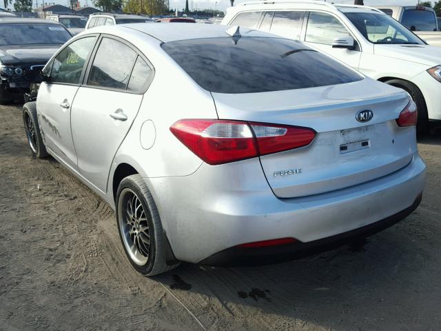 KNAFK4A66E5073539 - 2014 KIA FORTE LX SILVER photo 3