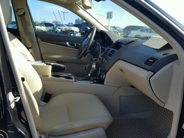 WDDGF5EB2BA450305 - 2011 MERCEDES-BENZ C 300 黑色 照片 5