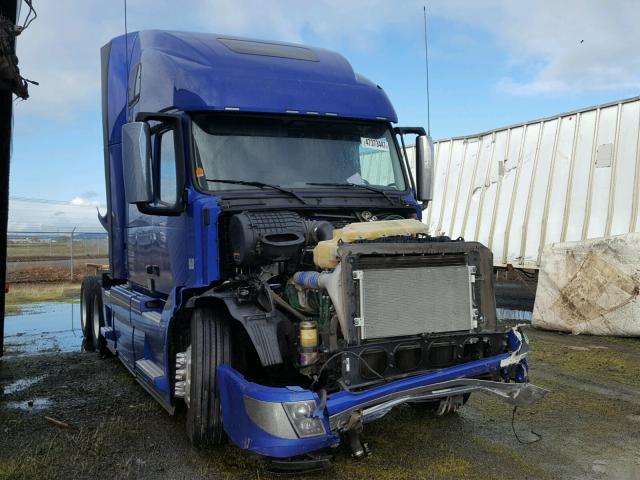 4V4NC9EH9GN969054 - 2016 VOLVO VN VNL WHITE photo 1