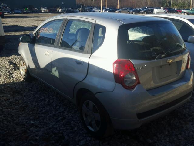 KL1TD66EX9B305697 - 2009 CHEVROLET AVEO LS SILVER photo 3