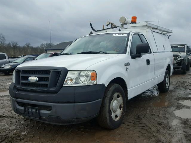 1FTRF12217NA86670 - 2007 FORD F150 WHITE photo 2