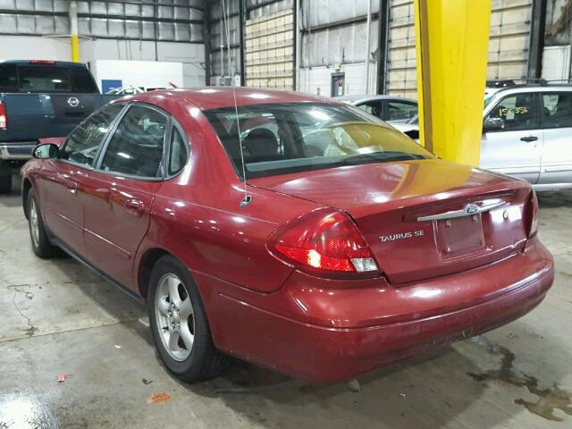 1FAFP53U22G163234 - 2002 FORD TAURUS SE RED photo 3