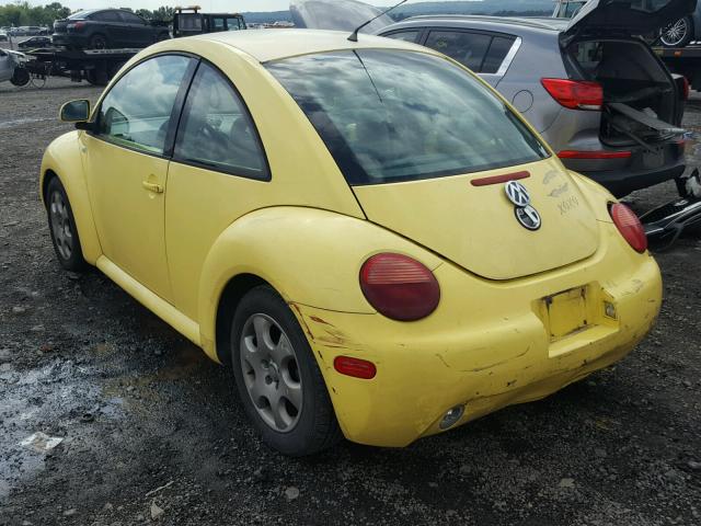 3VWBC21C6YM407377 - 2000 VOLKSWAGEN NEW BEETLE 黄色 照片 3