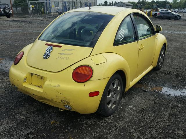 3VWBC21C6YM407377 - 2000 VOLKSWAGEN NEW BEETLE 黄色 照片 4