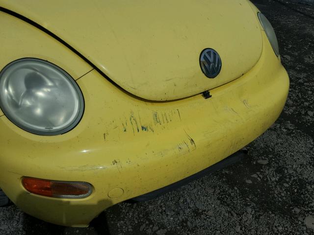 3VWBC21C6YM407377 - 2000 VOLKSWAGEN NEW BEETLE 黄色 照片 9