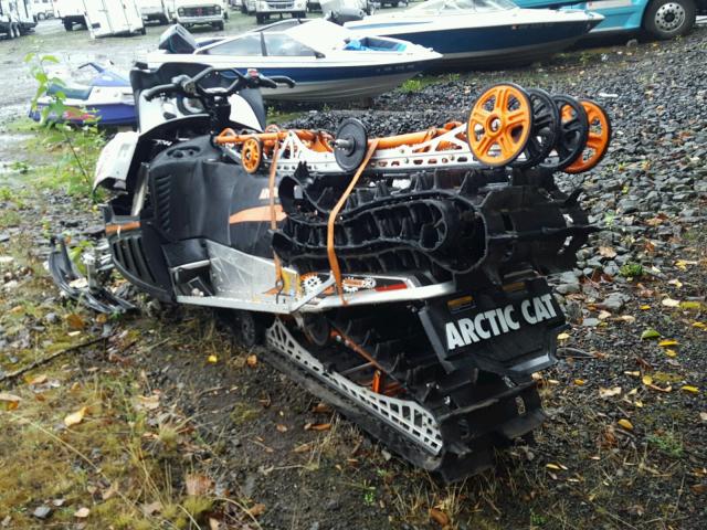4UF10SNW6AT108550 - 2010 ARCTIC CAT SNOWMOBILE WHITE photo 3