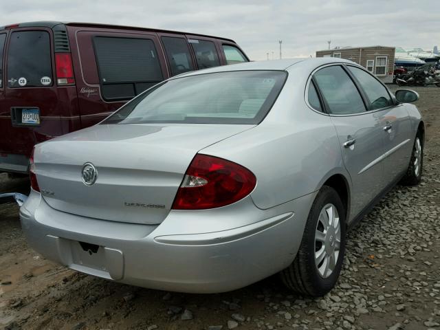 2G4WC532351309013 - 2005 BUICK LACROSSE C SILVER photo 4