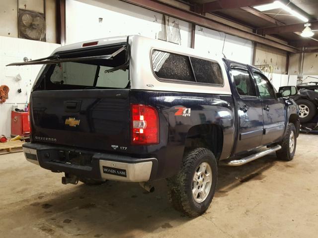 2GCEK13M671680943 - 2007 CHEVROLET SILVERADO BLUE photo 4