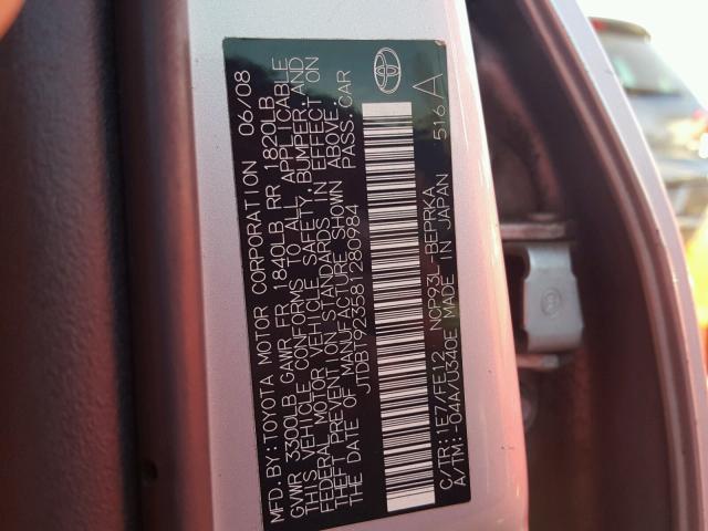 JTDBT923581280984 - 2008 TOYOTA YARIS SILVER photo 10