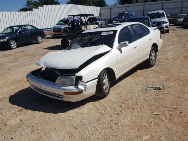 4T1GB11E2SU007404 - 1995 TOYOTA AVALON XLS WHITE photo 2