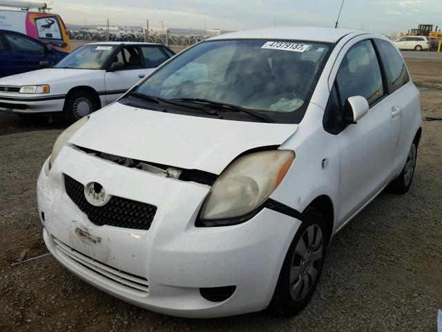 JTDJT923X75066477 - 2007 TOYOTA YARIS WHITE photo 2