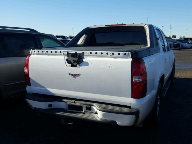 3GNEC12087G241057 - 2007 CHEVROLET AVALANCHE WHITE photo 4