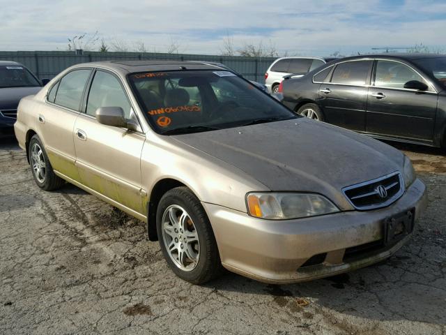 19UUA5667YA060405 - 2000 ACURA 3.2TL GOLD photo 1