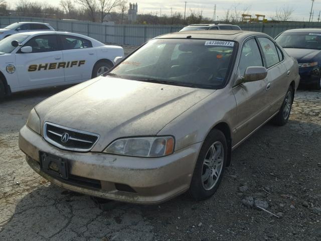 19UUA5667YA060405 - 2000 ACURA 3.2TL GOLD photo 2