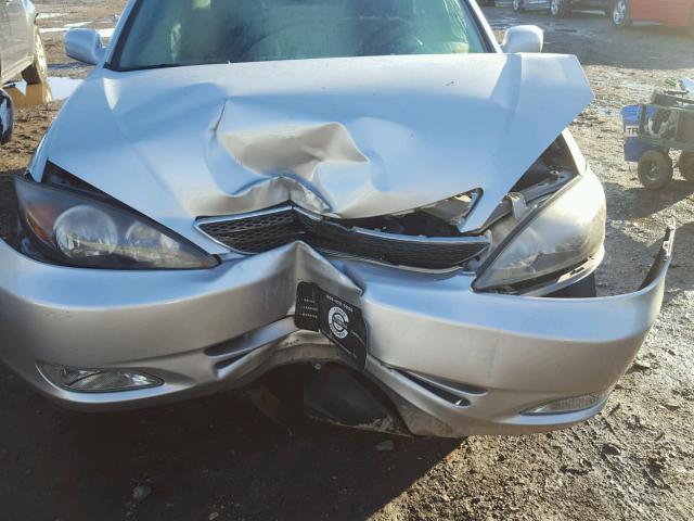 4T1BE30K82U036443 - 2002 TOYOTA CAMRY LE 银色 照片 7